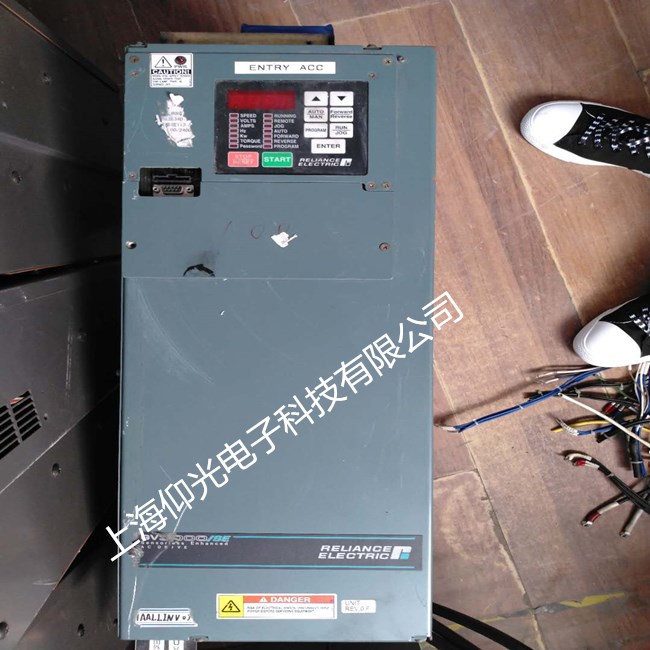 瑞恩變頻器維修帶載后顯示過(guò)載或過(guò)電流維修