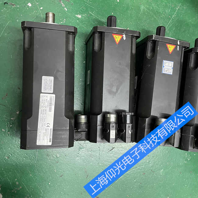 科爾摩根伺服電機維修 AKM54K-ACC2R-00編碼器報警修理