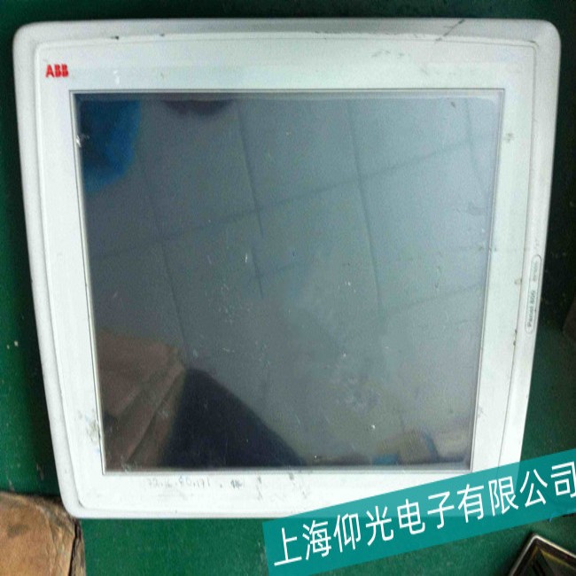 運(yùn)輸業(yè)ABB觸摸屏CP676開機(jī)走一半不動(dòng)故障維修案例